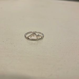 Mountain ring